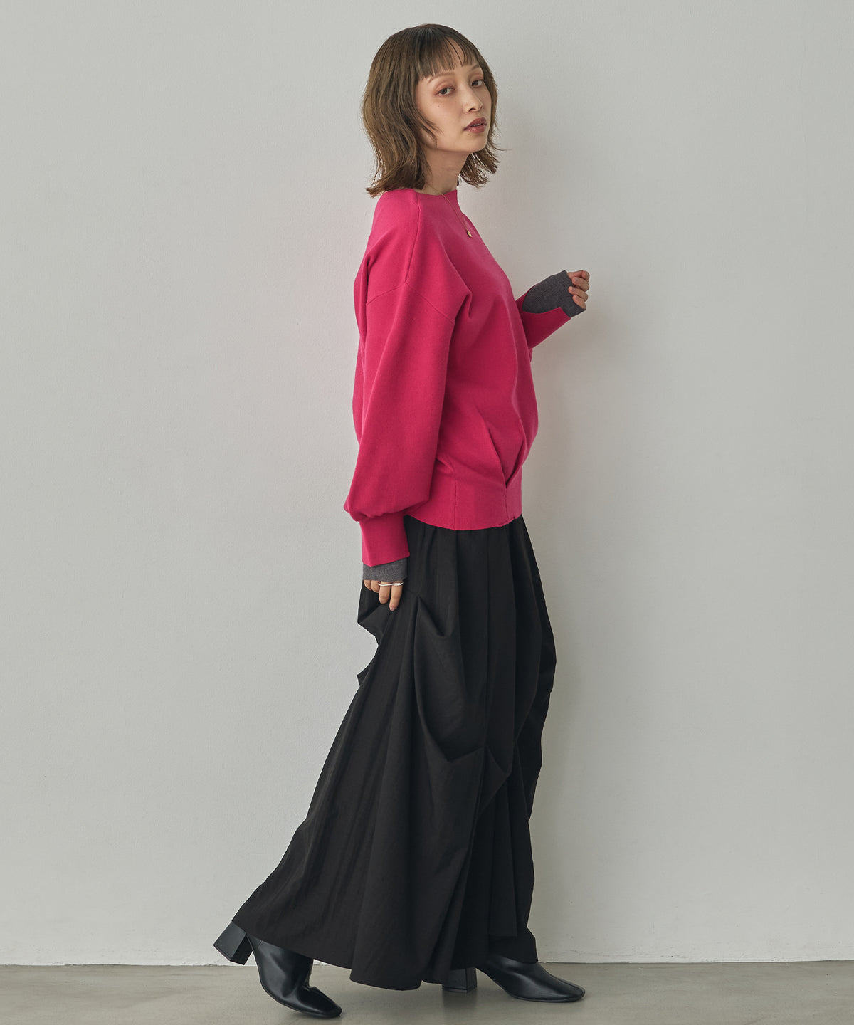 [ANTI-STATIC] YAWAMOCHI YARN PUFFY-SLEEVE COLOR-BLOCK KNIT