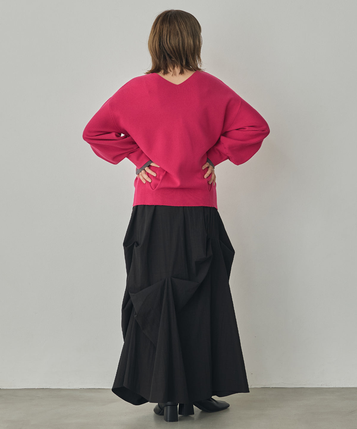 [ANTI-STATIC] YAWAMOCHI YARN PUFFY-SLEEVE COLOR-BLOCK KNIT