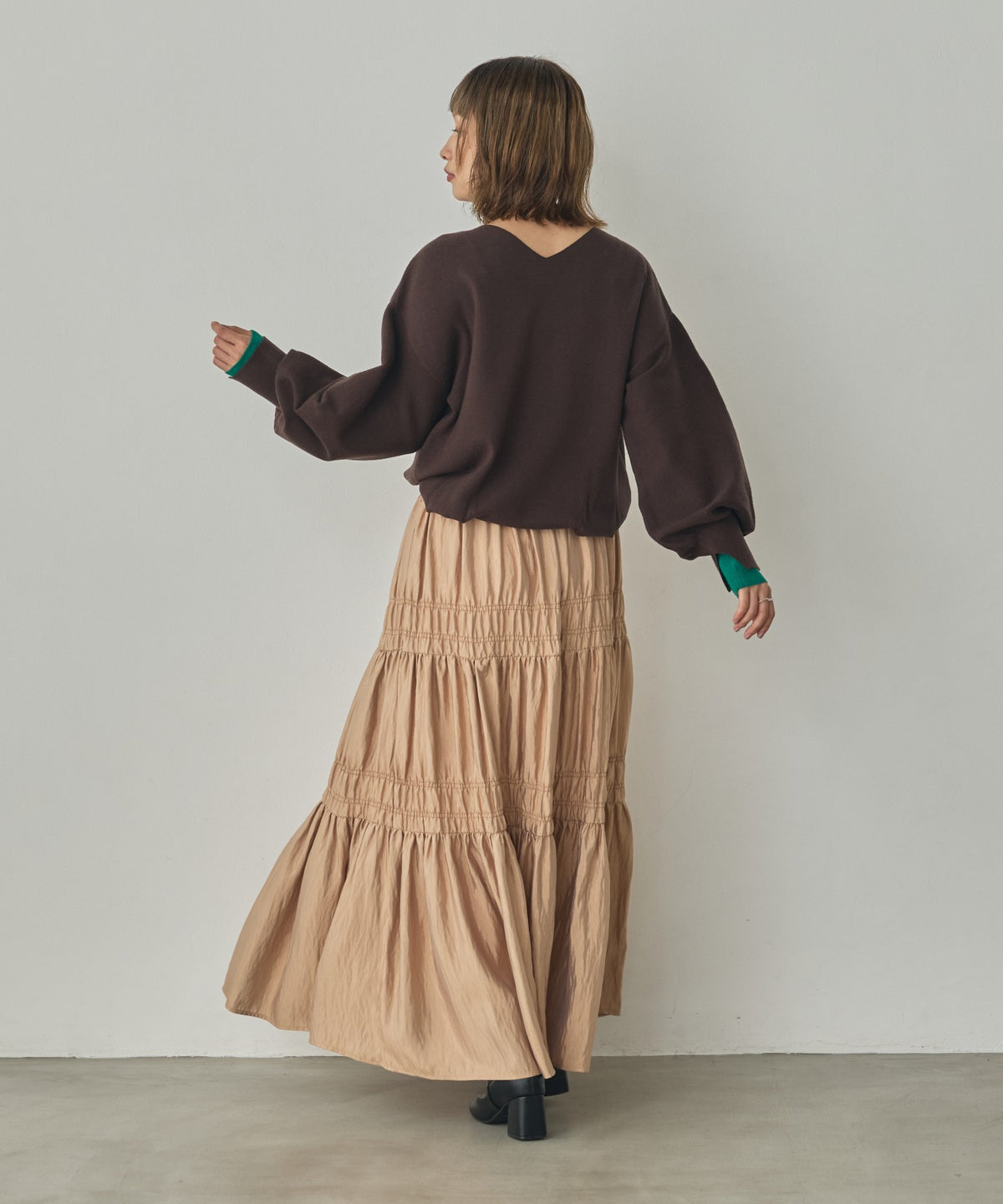 [ANTI-STATIC] YAWAMOCHI YARN PUFFY-SLEEVE COLOR-BLOCK KNIT
