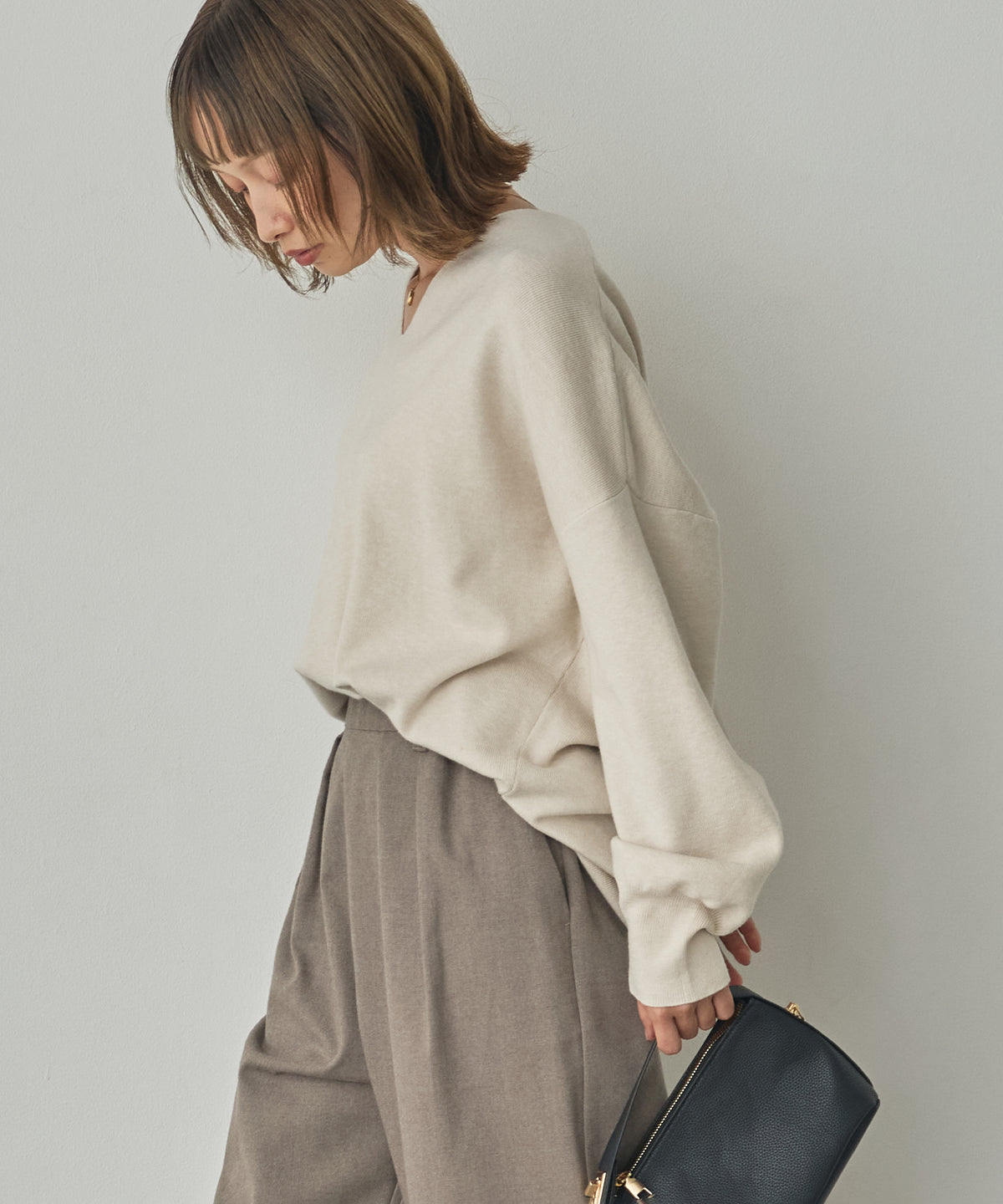 [ANTI-STATIC] YAWAMOCHI YARN DROP-SHOULDER KNIT