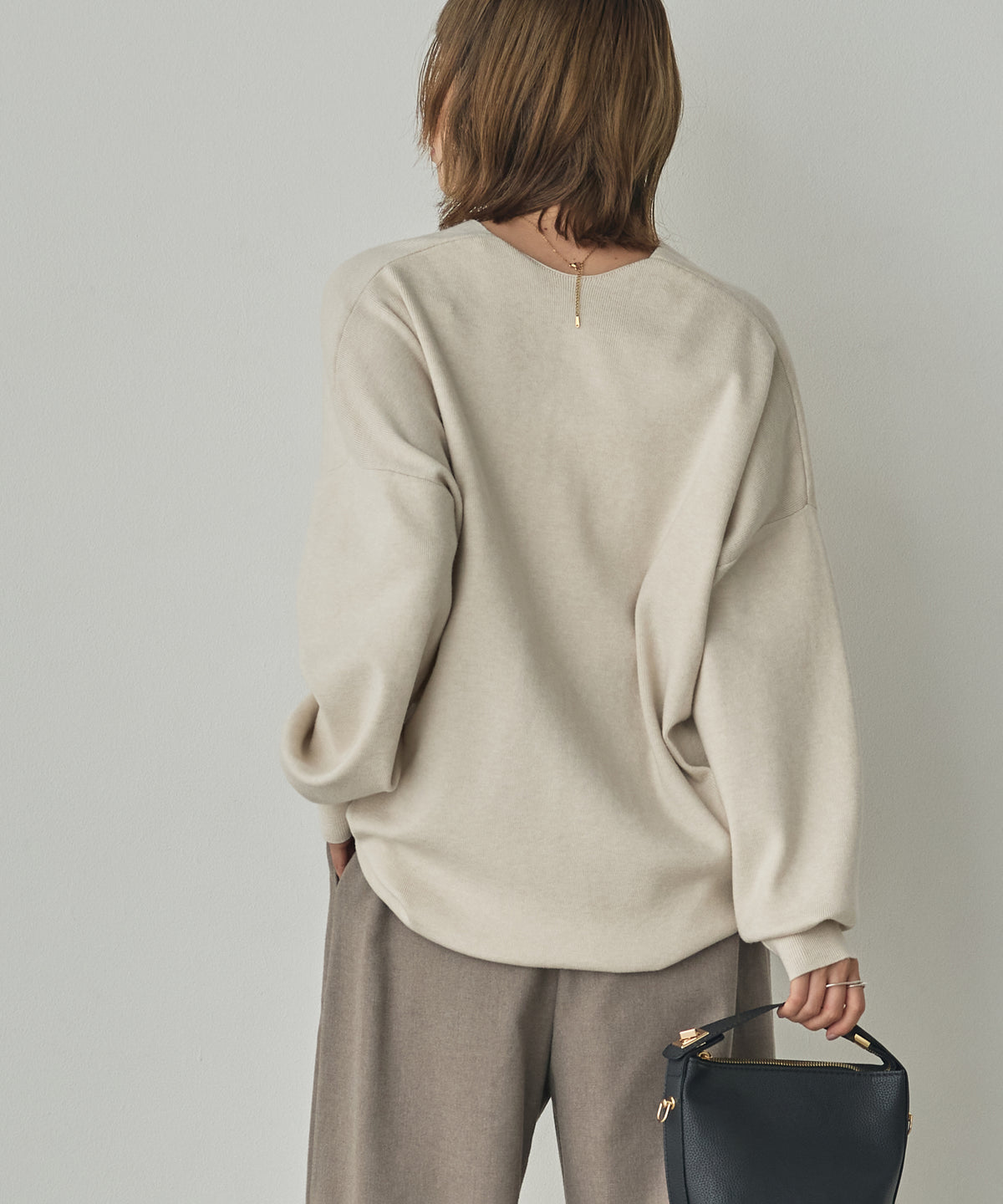 [ANTI-STATIC] YAWAMOCHI YARN DROP-SHOULDER KNIT