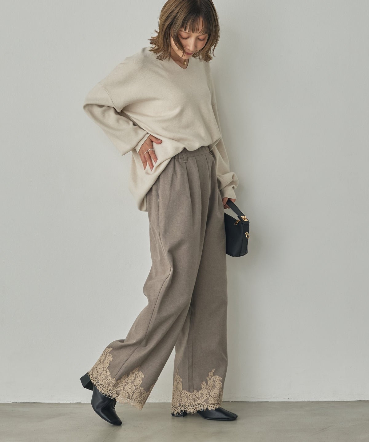 [ANTI-STATIC] YAWAMOCHI YARN DROP-SHOULDER KNIT