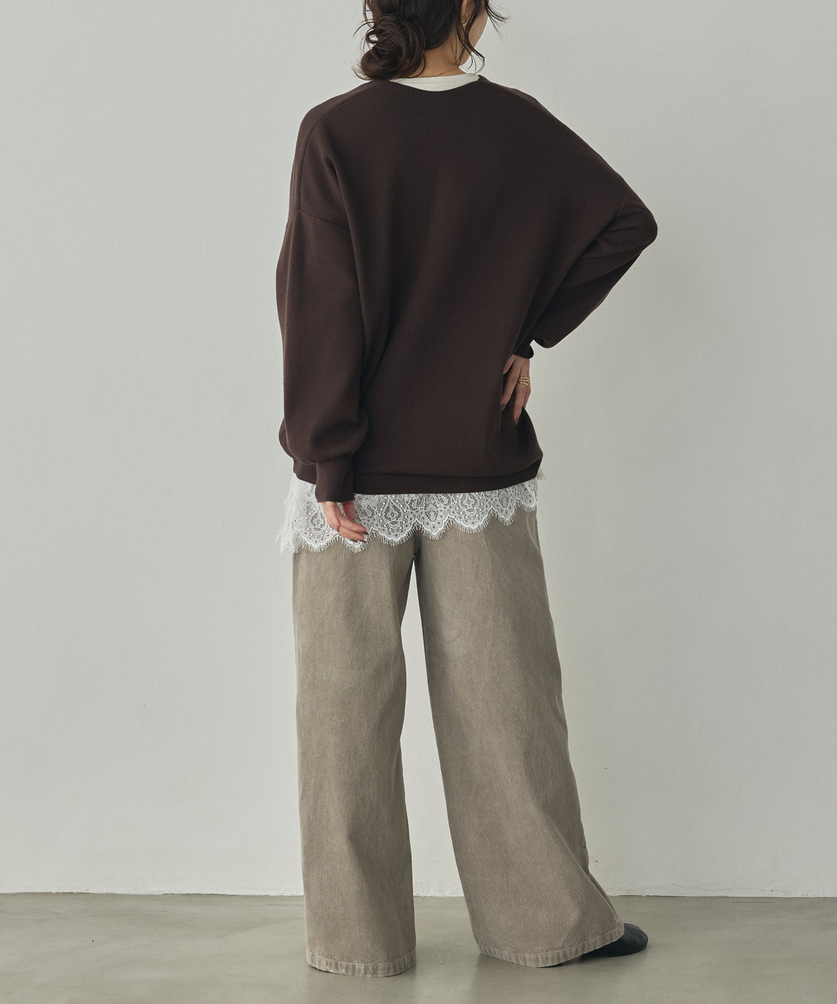 [ANTI-STATIC] YAWAMOCHI YARN DROP-SHOULDER KNIT