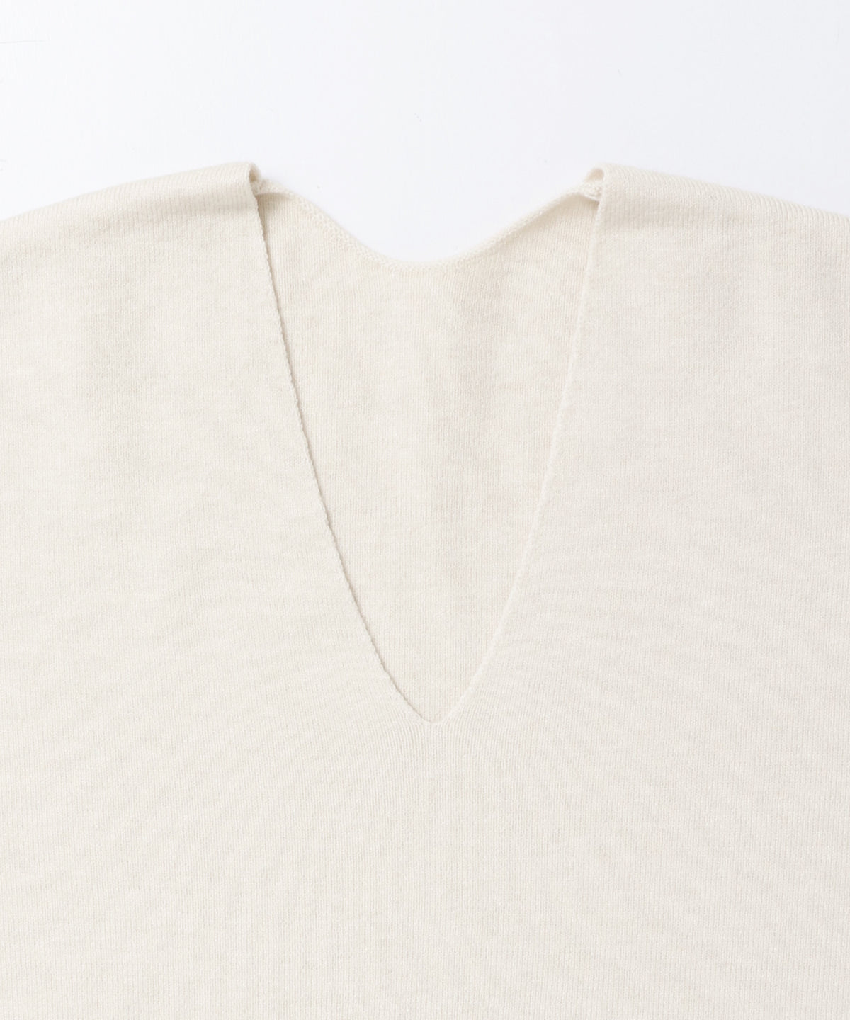 [ANTI-STATIC] YAWAMOCHI YARN DROP-SHOULDER KNIT