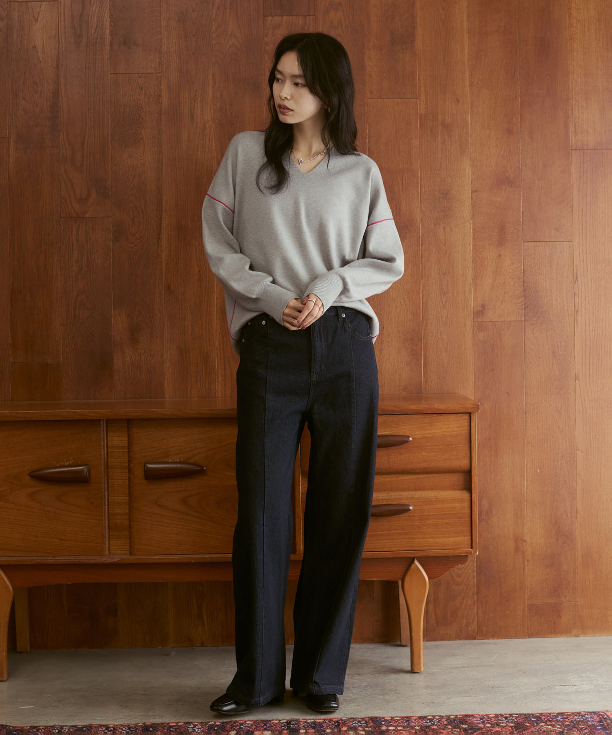 [ANTI-STATIC] YAWAMOCHI YARN COLOR-BLOCKED DROP-SHOULDER KNIT