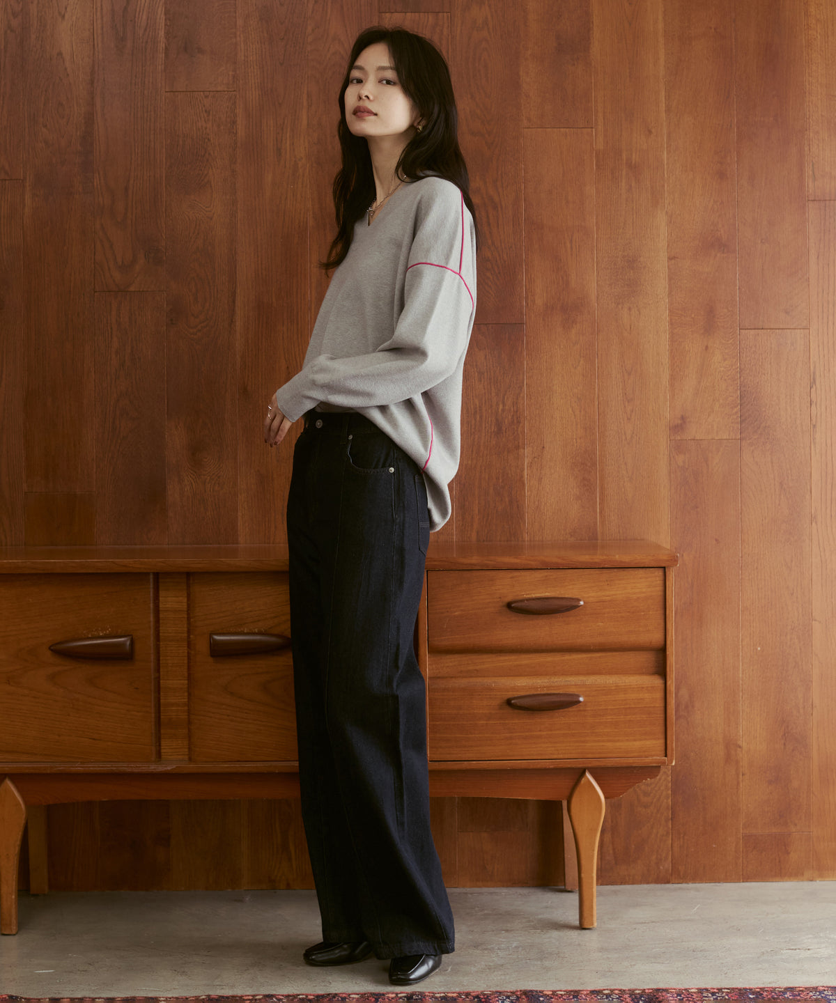 [ANTI-STATIC] YAWAMOCHI YARN COLOR-BLOCKED DROP-SHOULDER KNIT