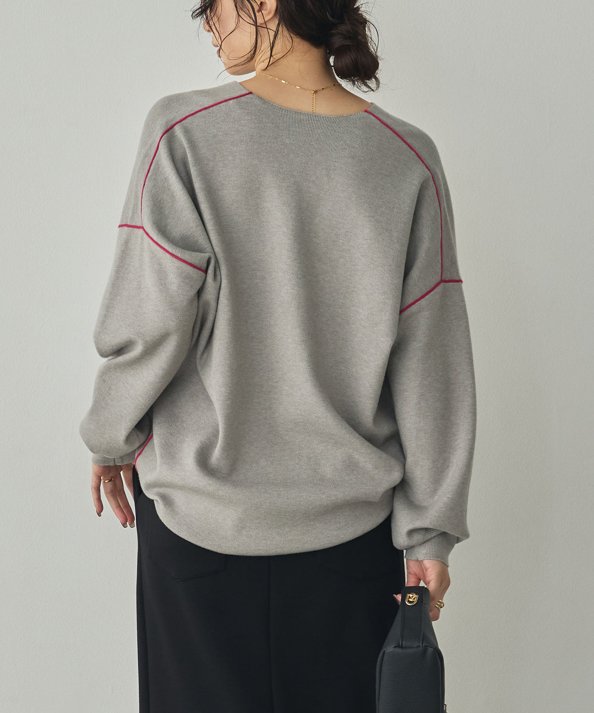 [ANTI-STATIC] YAWAMOCHI YARN COLOR-BLOCKED DROP-SHOULDER KNIT