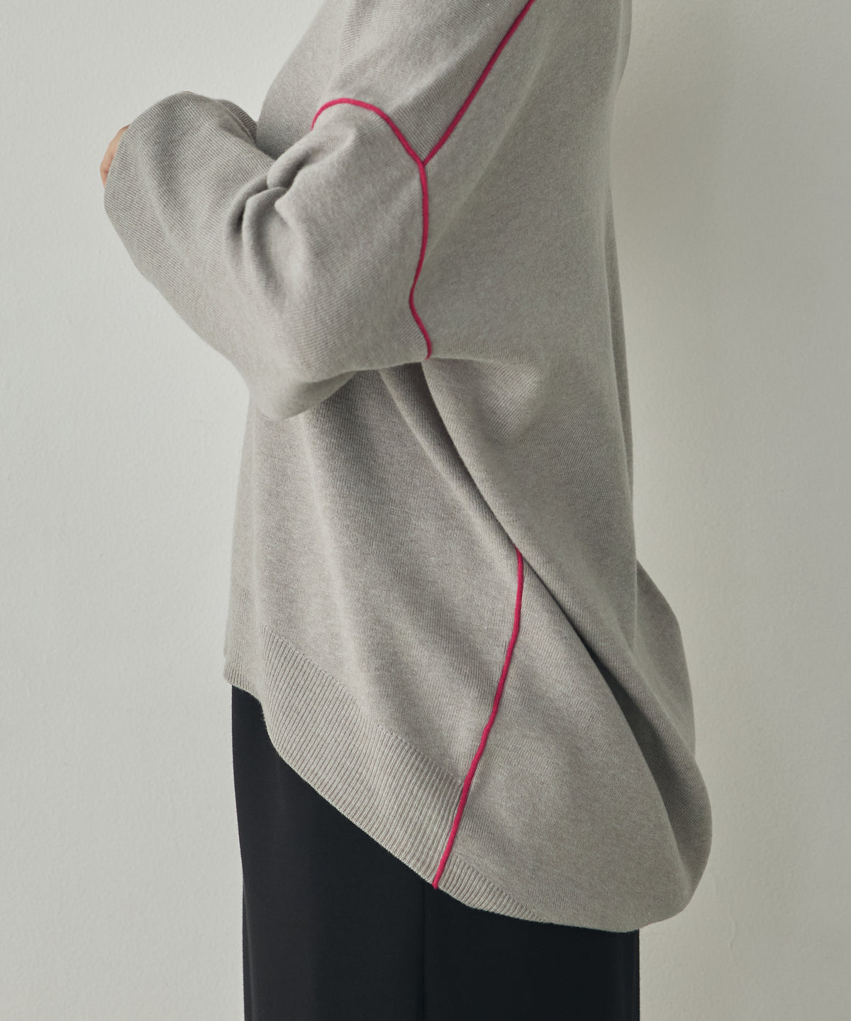 [ANTI-STATIC] YAWAMOCHI YARN COLOR-BLOCKED DROP-SHOULDER KNIT