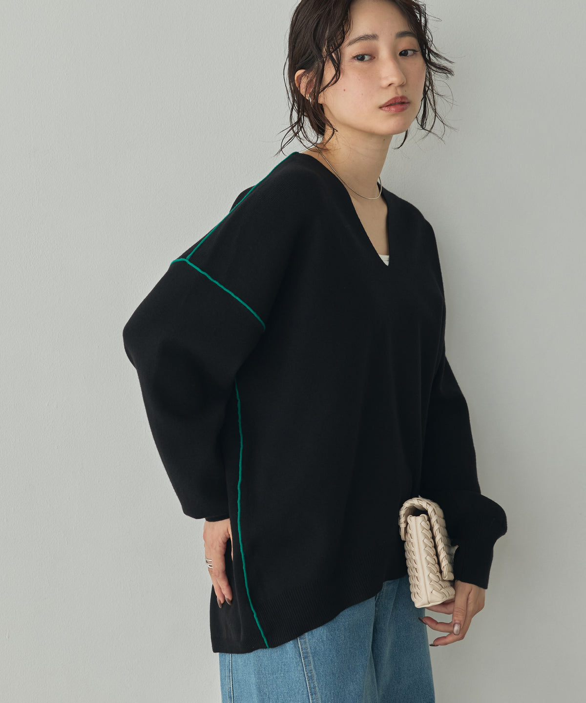[ANTI-STATIC] YAWAMOCHI YARN COLOR-BLOCKED DROP-SHOULDER KNIT