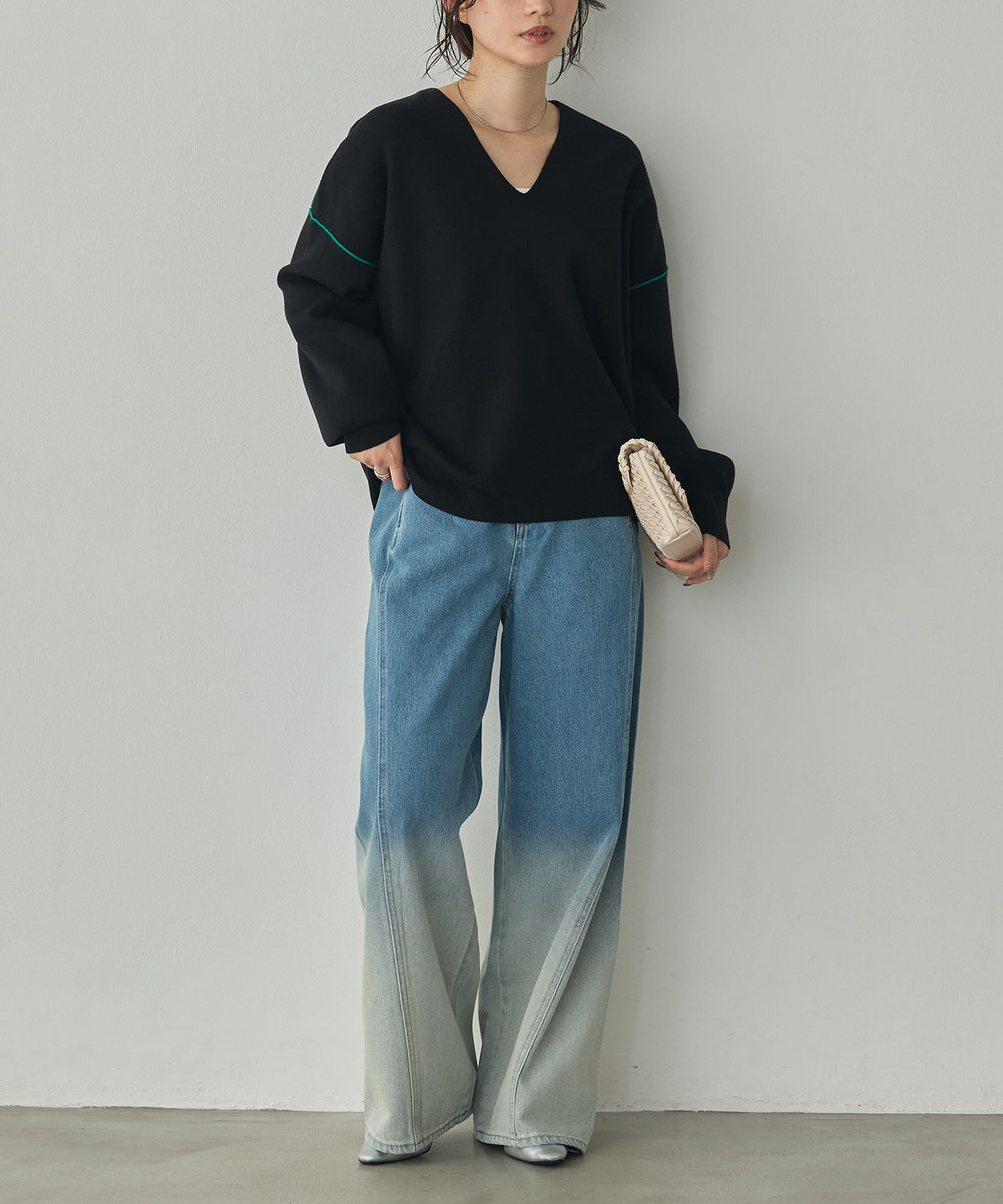 [ANTI-STATIC] YAWAMOCHI YARN COLOR-BLOCKED DROP-SHOULDER KNIT