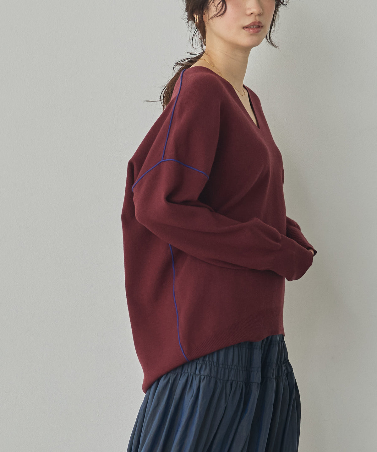 [ANTI-STATIC] YAWAMOCHI YARN COLOR-BLOCKED DROP-SHOULDER KNIT