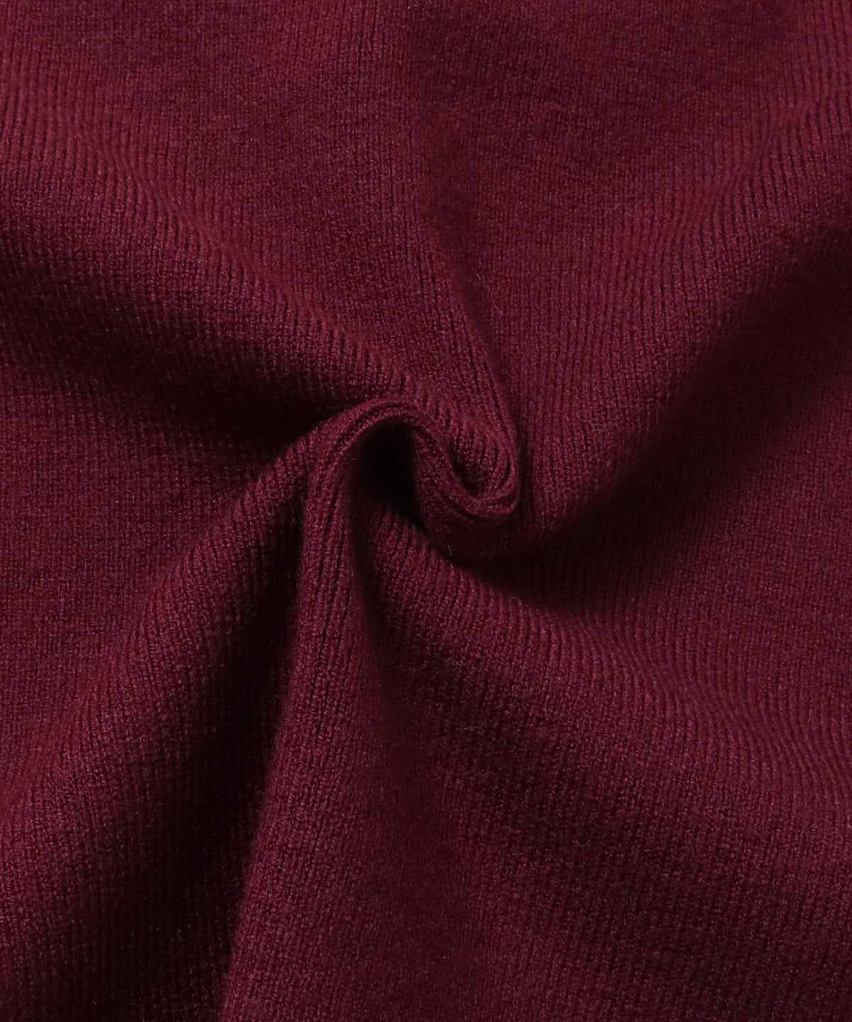[ANTI-STATIC] YAWAMOCHI YARN COLOR-BLOCKED DROP-SHOULDER KNIT