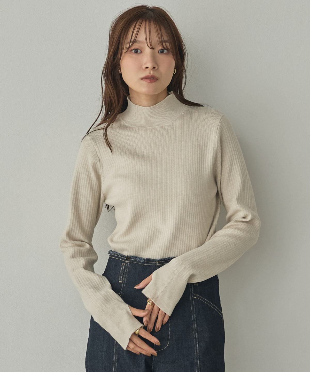 [ANTI-STATIC] YAWAMOCHI YARN THUMB-HOLE HIGH-NECK KNIT