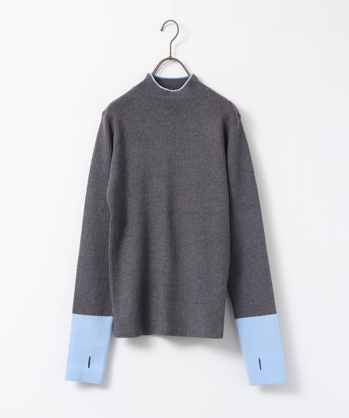 [ANTI-STATIC] YAWAMOCHI YARN RIBBED COLOR-BLOCKED THUMBHOLE HIGH-NECK KNIT