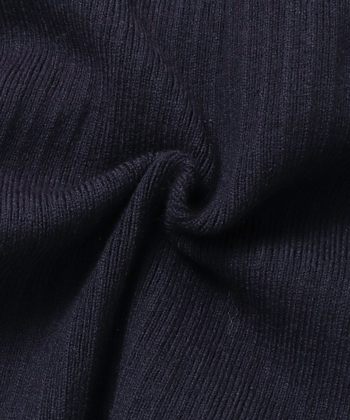 [ANTI-STATIC] YAWAMOCHI YARN RIBBED COLOR-BLOCKED THUMBHOLE HIGH-NECK KNIT