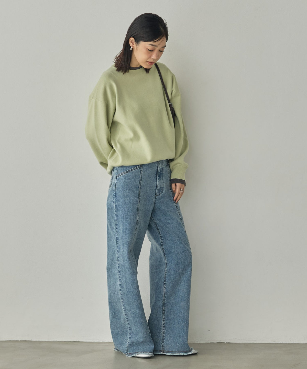[ANTI-STATIC] YAWAMOCHI YARN CREW-NECK COLOR-BLOCK LAYERED KNIT