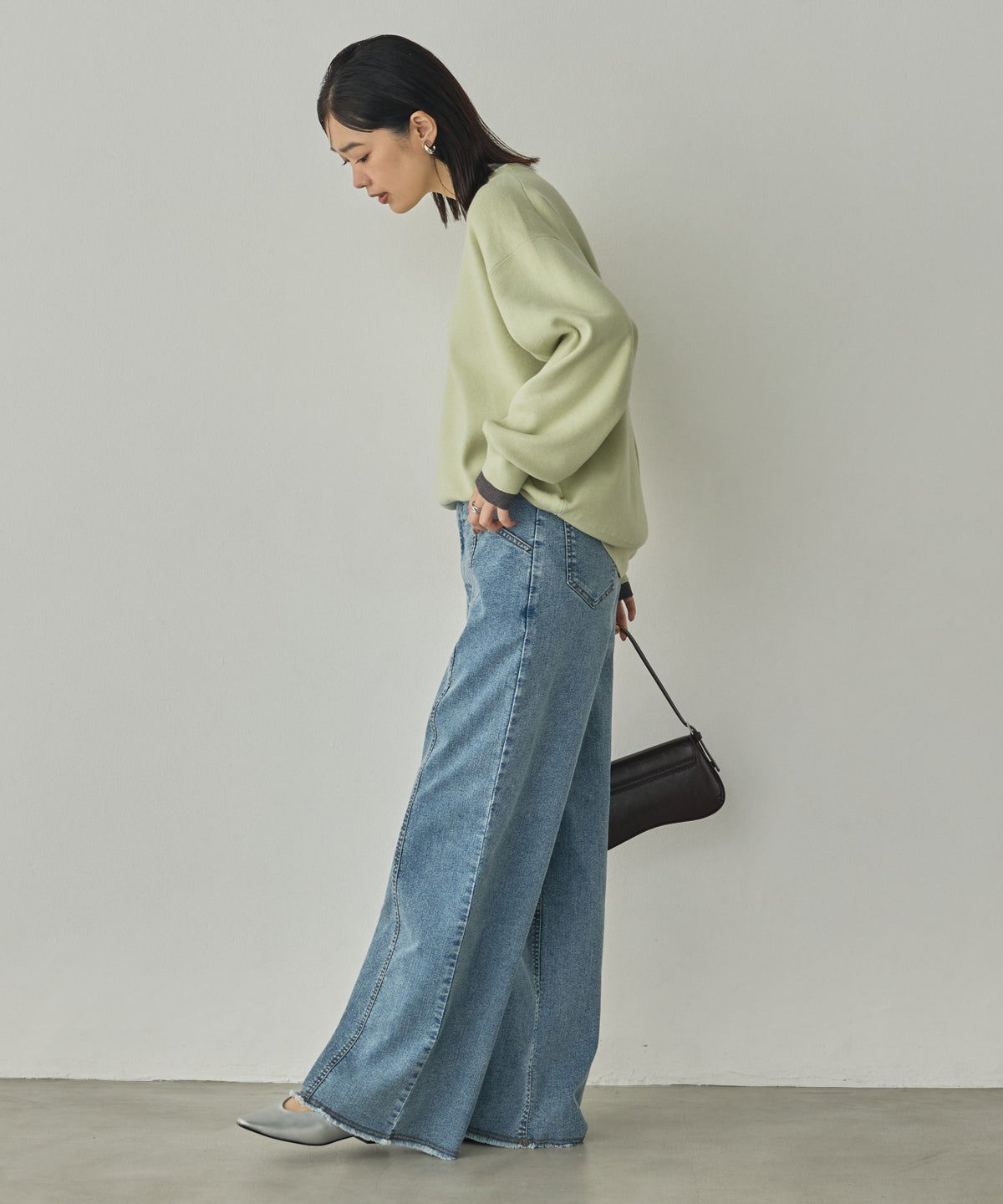 [ANTI-STATIC] YAWAMOCHI YARN CREW-NECK COLOR-BLOCK LAYERED KNIT