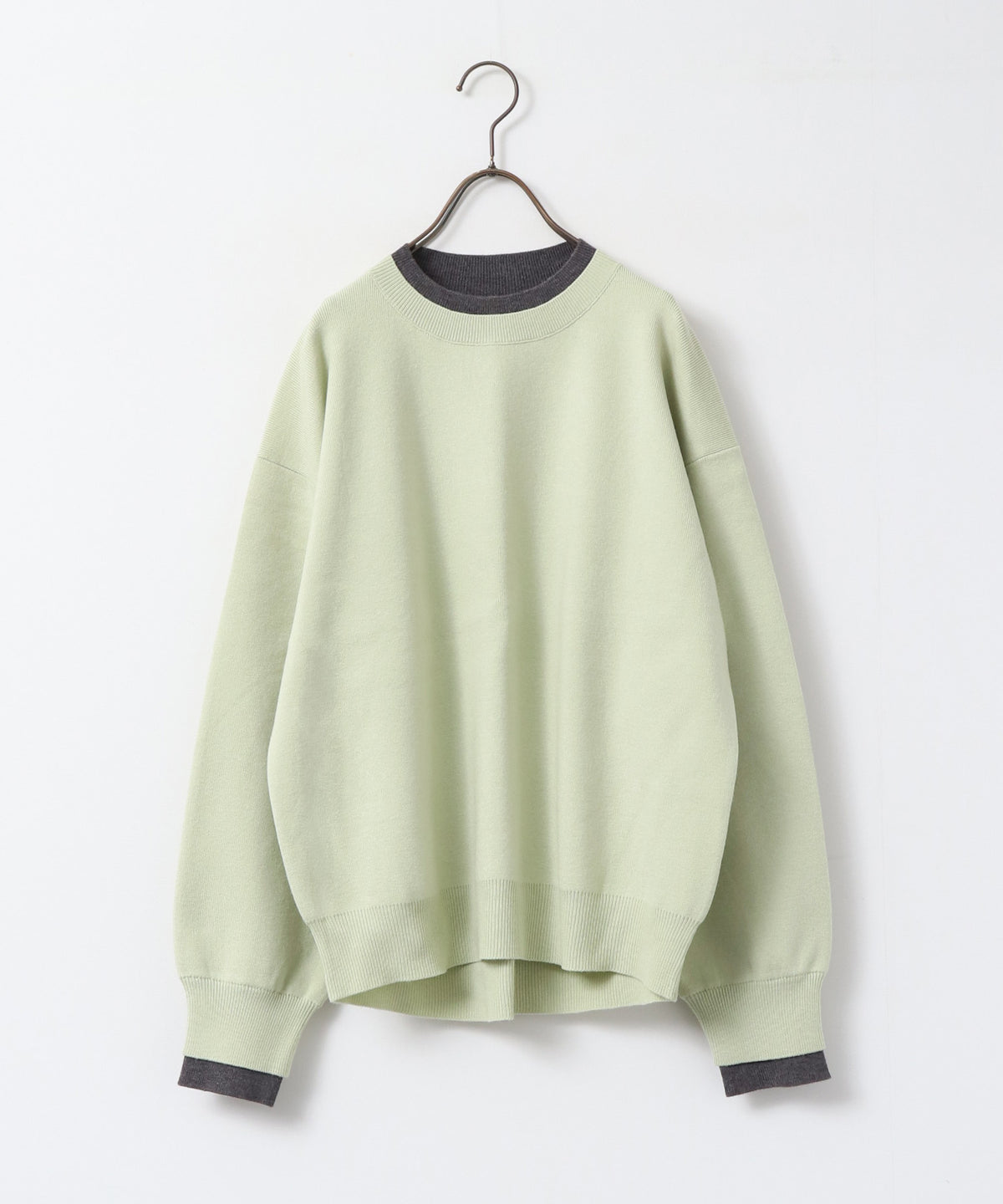 [ANTI-STATIC] YAWAMOCHI YARN CREW-NECK COLOR-BLOCK LAYERED KNIT