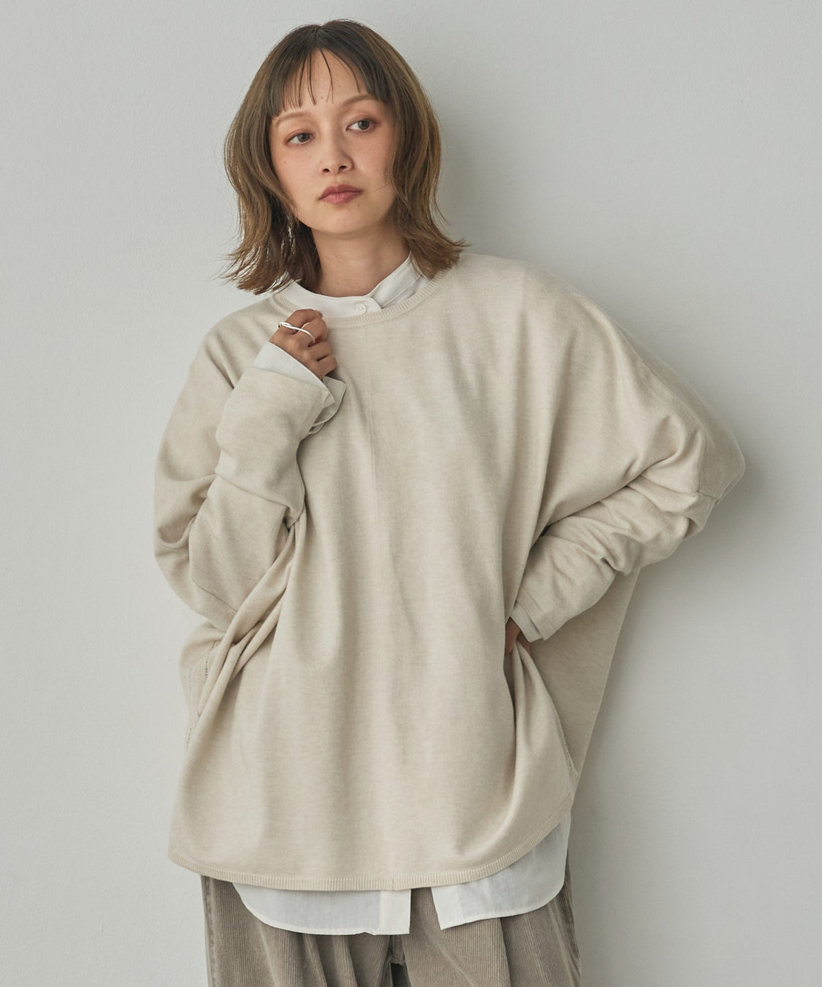 [ANTI-STATIC] SOFT AND PUFFY YARN OVER-THE-SHOULDER DOLMAN KNIT