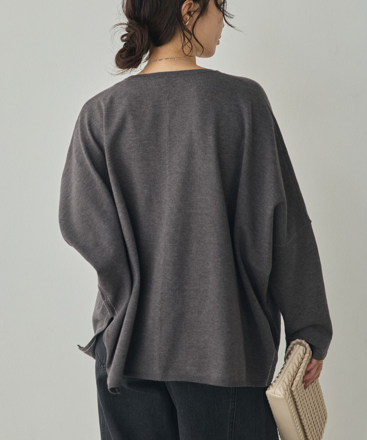 [ANTI-STATIC] SOFT AND PUFFY YARN OVER-THE-SHOULDER DOLMAN KNIT