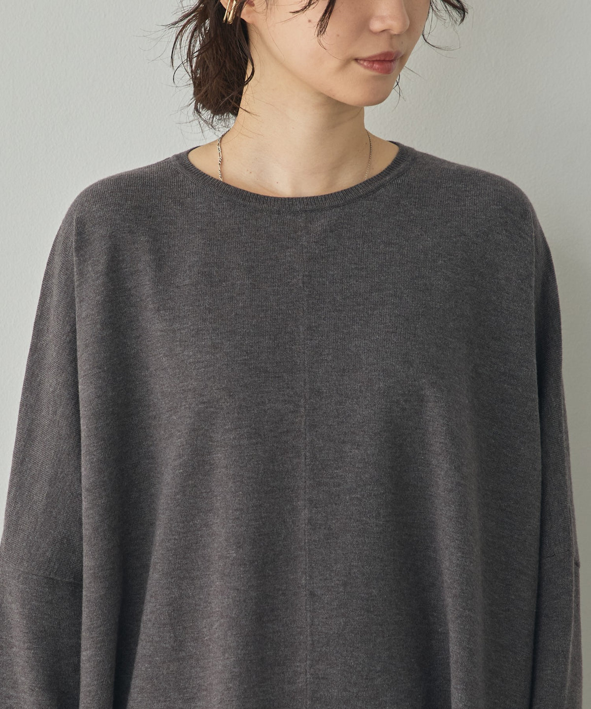[ANTI-STATIC] SOFT AND PUFFY YARN OVER-THE-SHOULDER DOLMAN KNIT