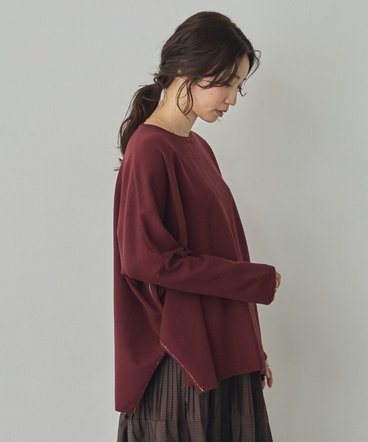 [ANTI-STATIC] SOFT AND PUFFY YARN OVER-THE-SHOULDER DOLMAN KNIT