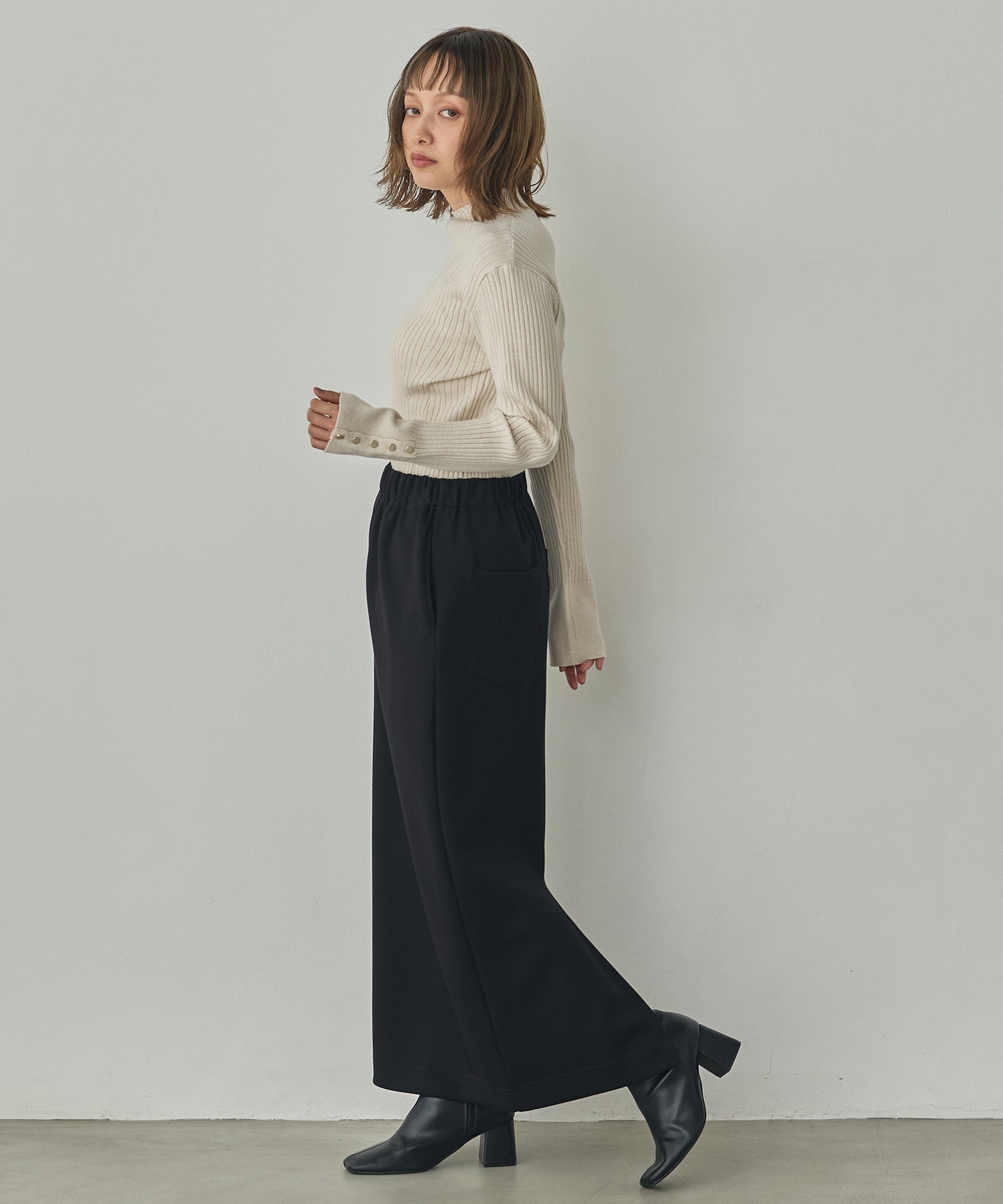 [PRE-ORDER][ANTI-STATIC] YAWAMOCHI YARN TURTLENECK JUMPER
