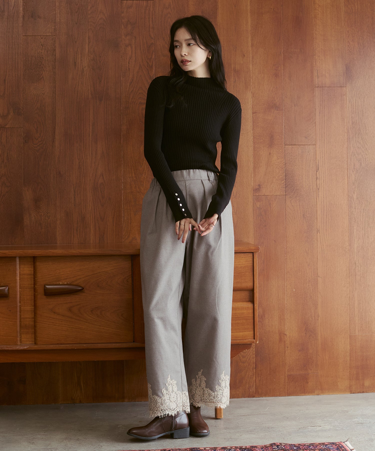 [PRE-ORDER][ANTI-STATIC] YAWAMOCHI YARN TURTLENECK JUMPER