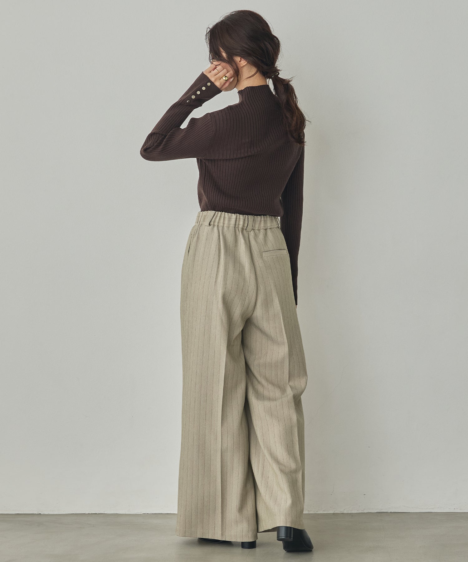 [PRE-ORDER][ANTI-STATIC] YAWAMOCHI YARN TURTLENECK JUMPER