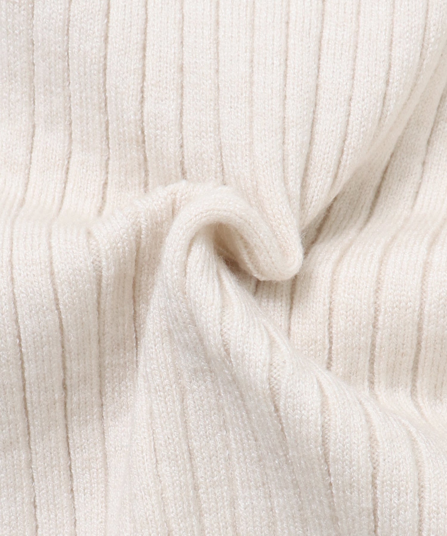 [PRE-ORDER][ANTI-STATIC] YAWAMOCHI YARN TURTLENECK JUMPER