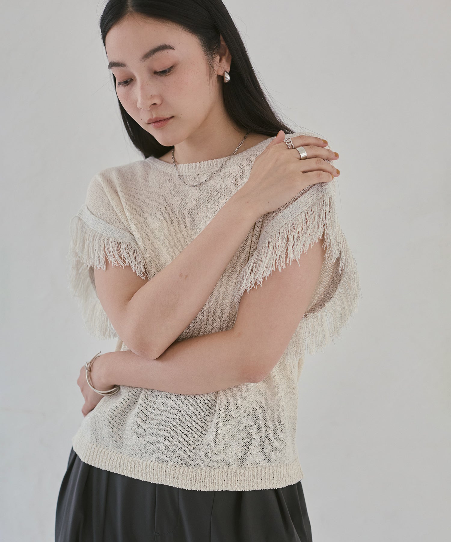 SEQUINED FRINGE-SLEEVE KNIT