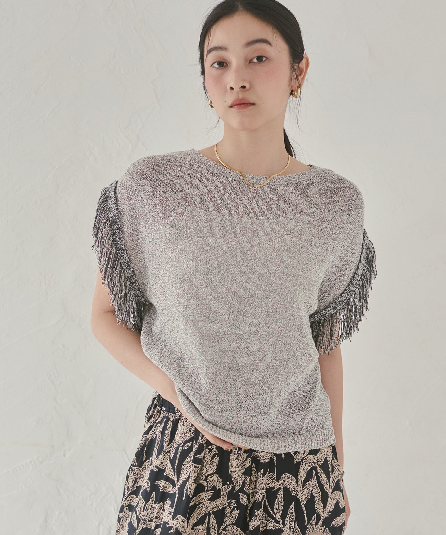 SEQUINED FRINGE-SLEEVE KNIT