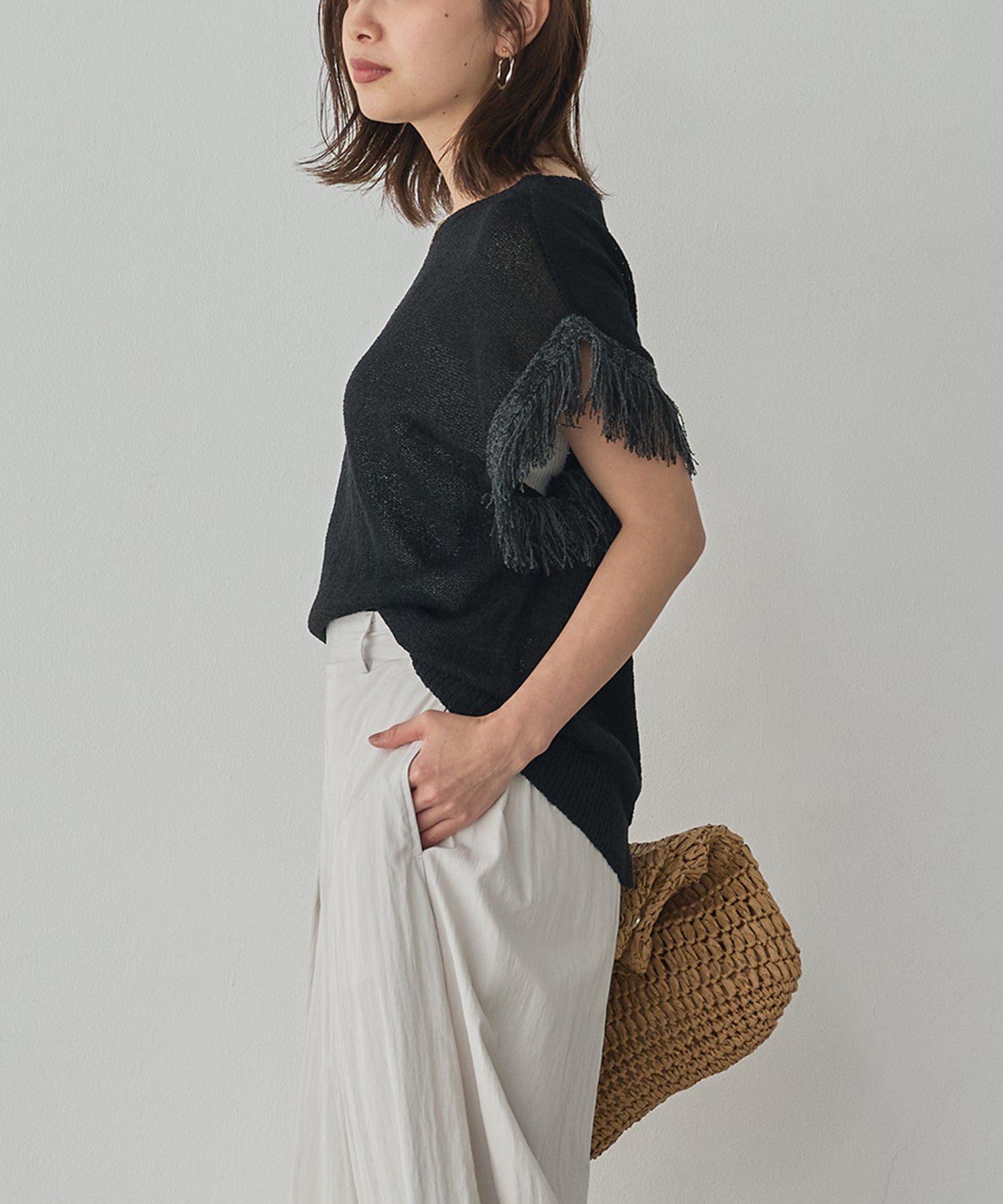SEQUINED FRINGE-SLEEVE KNIT