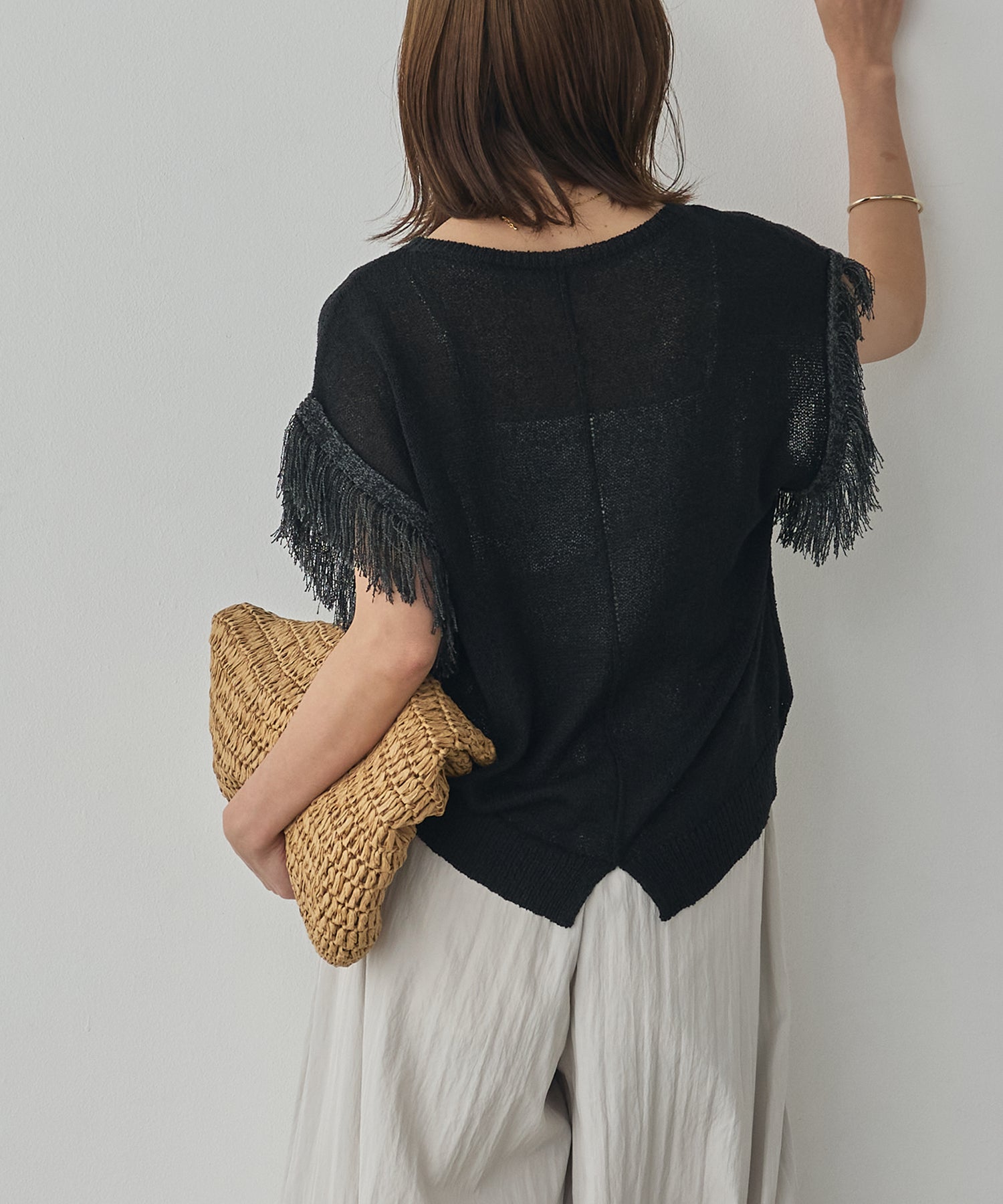 SEQUINED FRINGE-SLEEVE KNIT