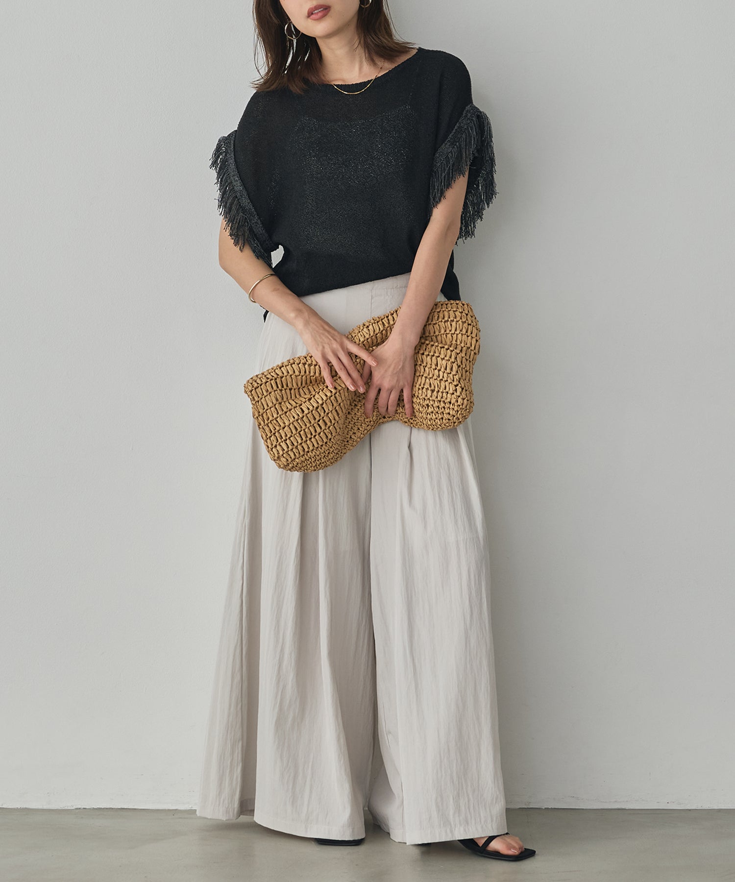 SEQUINED FRINGE-SLEEVE KNIT
