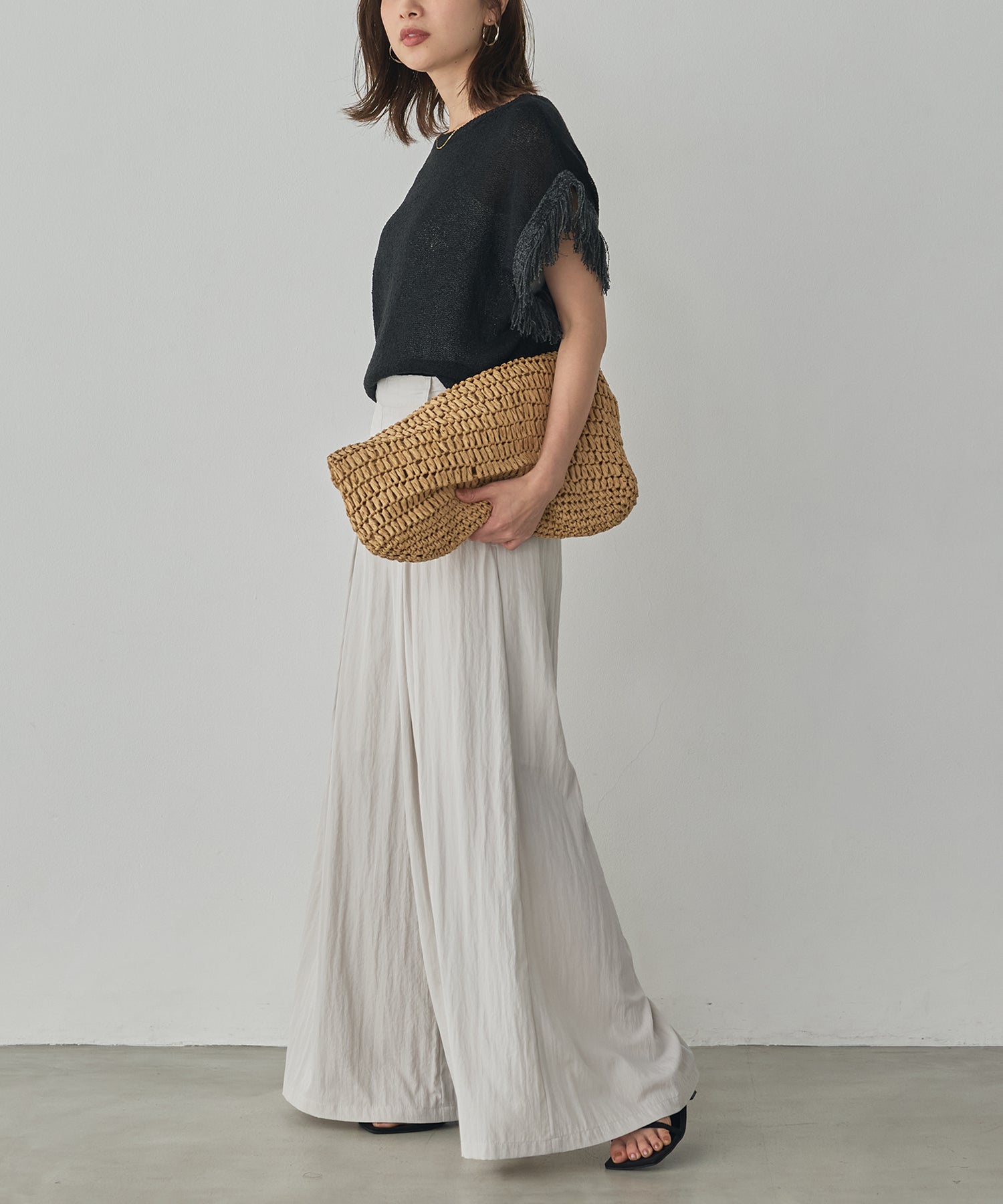 SEQUINED FRINGE-SLEEVE KNIT