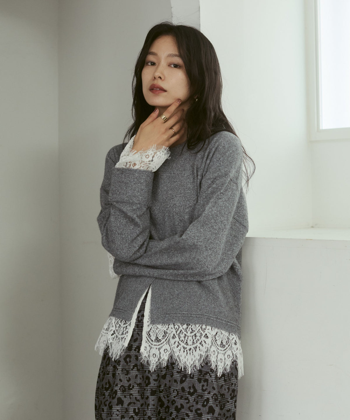 CASHMERE-TOUCH LACE-INLAID KNIT
