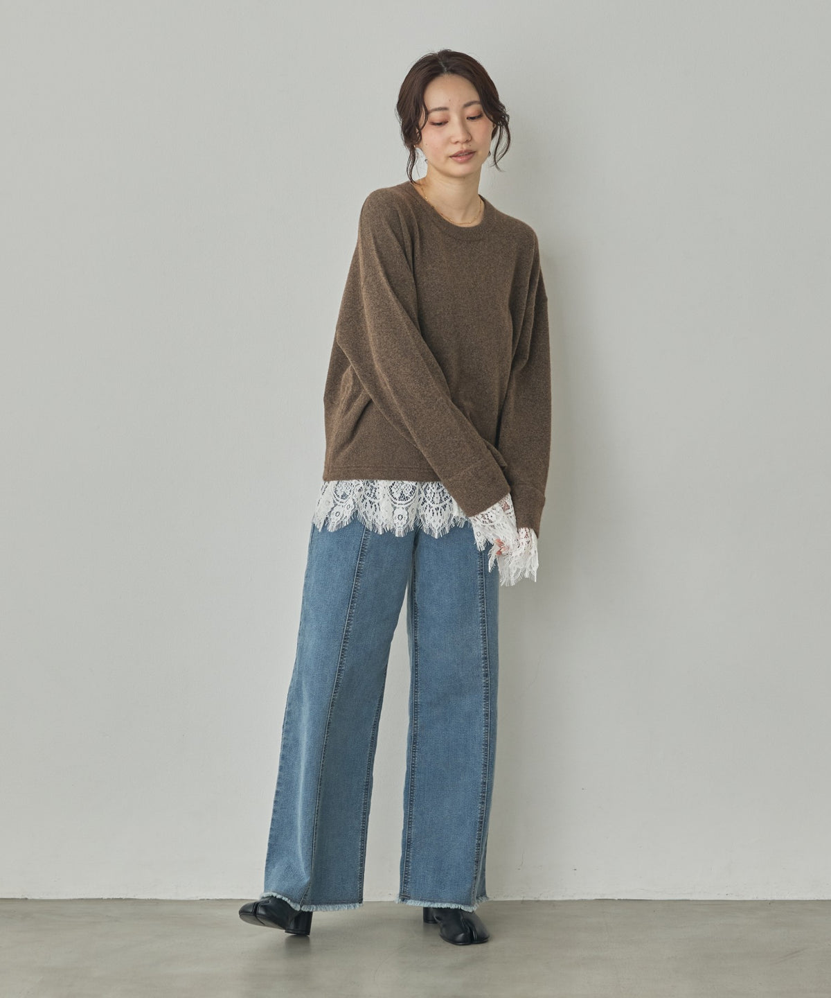 CASHMERE-TOUCH LACE-INLAID KNIT