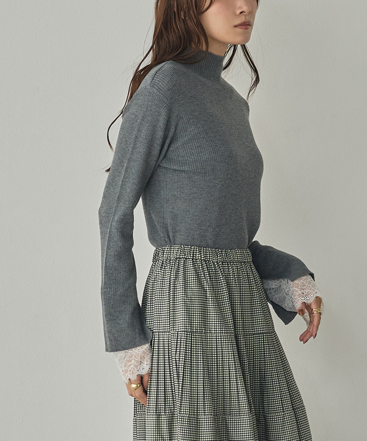 LACE-TRIMMED DOCKING KNIT