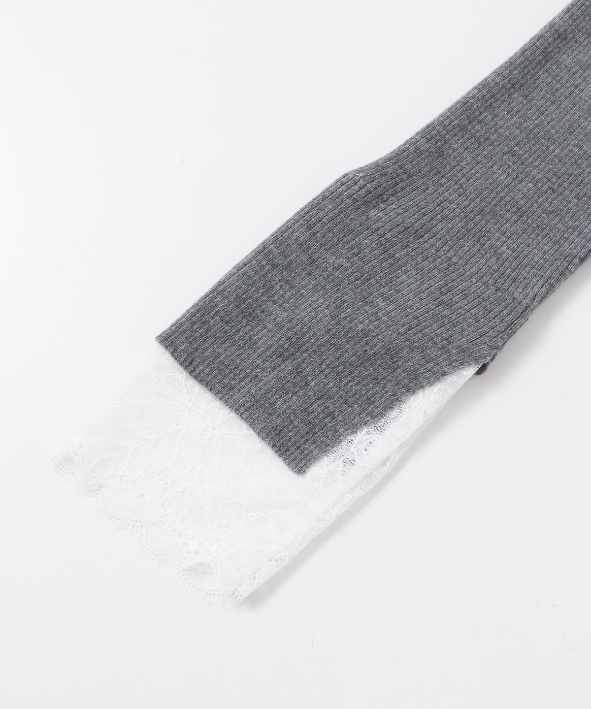 LACE-TRIMMED DOCKING KNIT