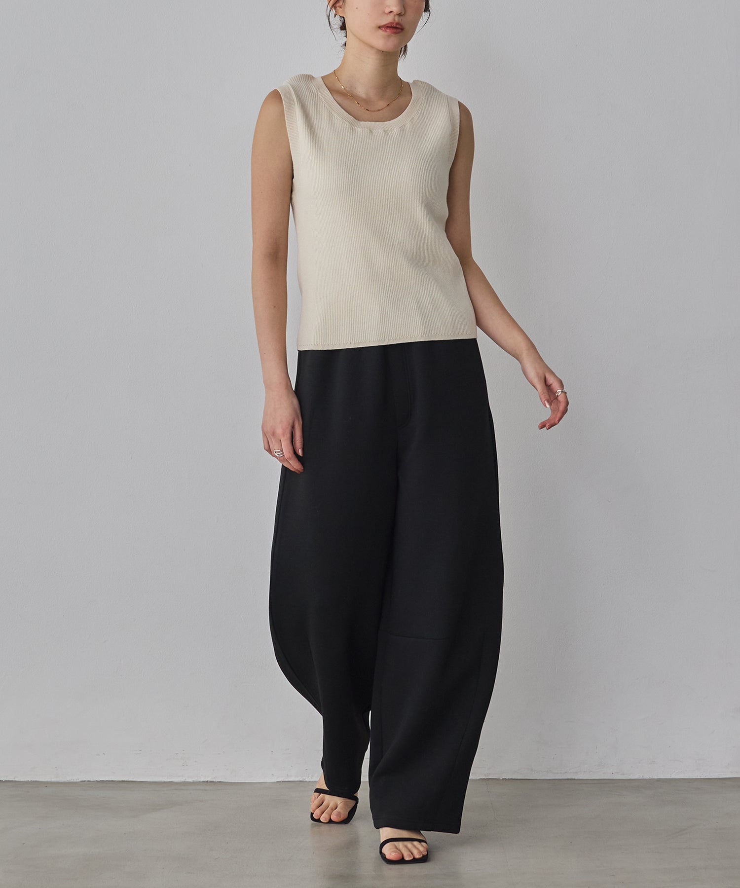 RIBBED TANK TOP