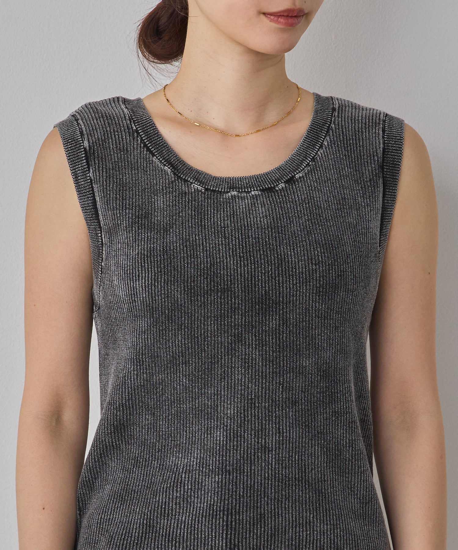 RIBBED TANK TOP