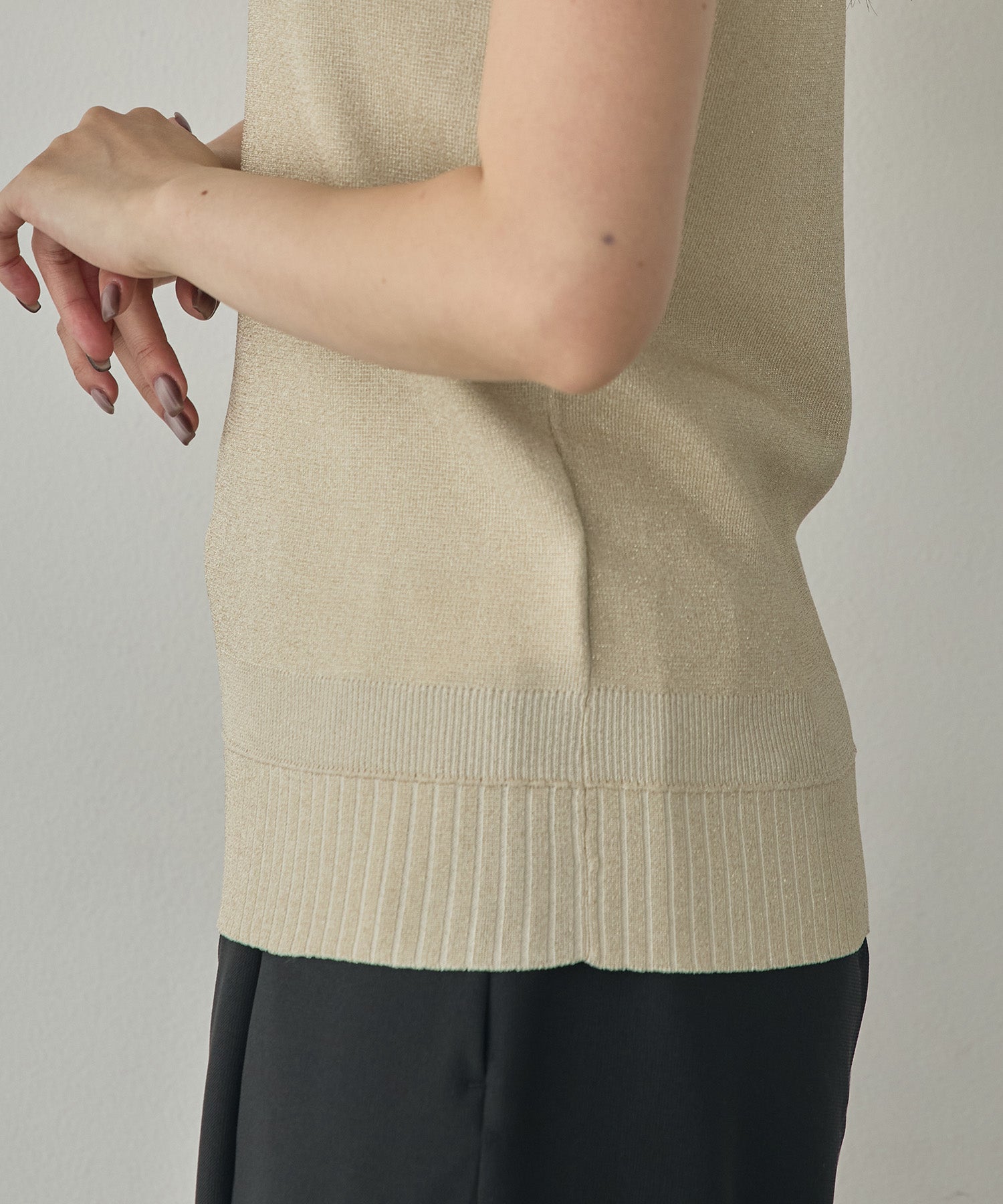 V-NECK SEQUIN-KNIT SQUARE-NECK TANK TOP