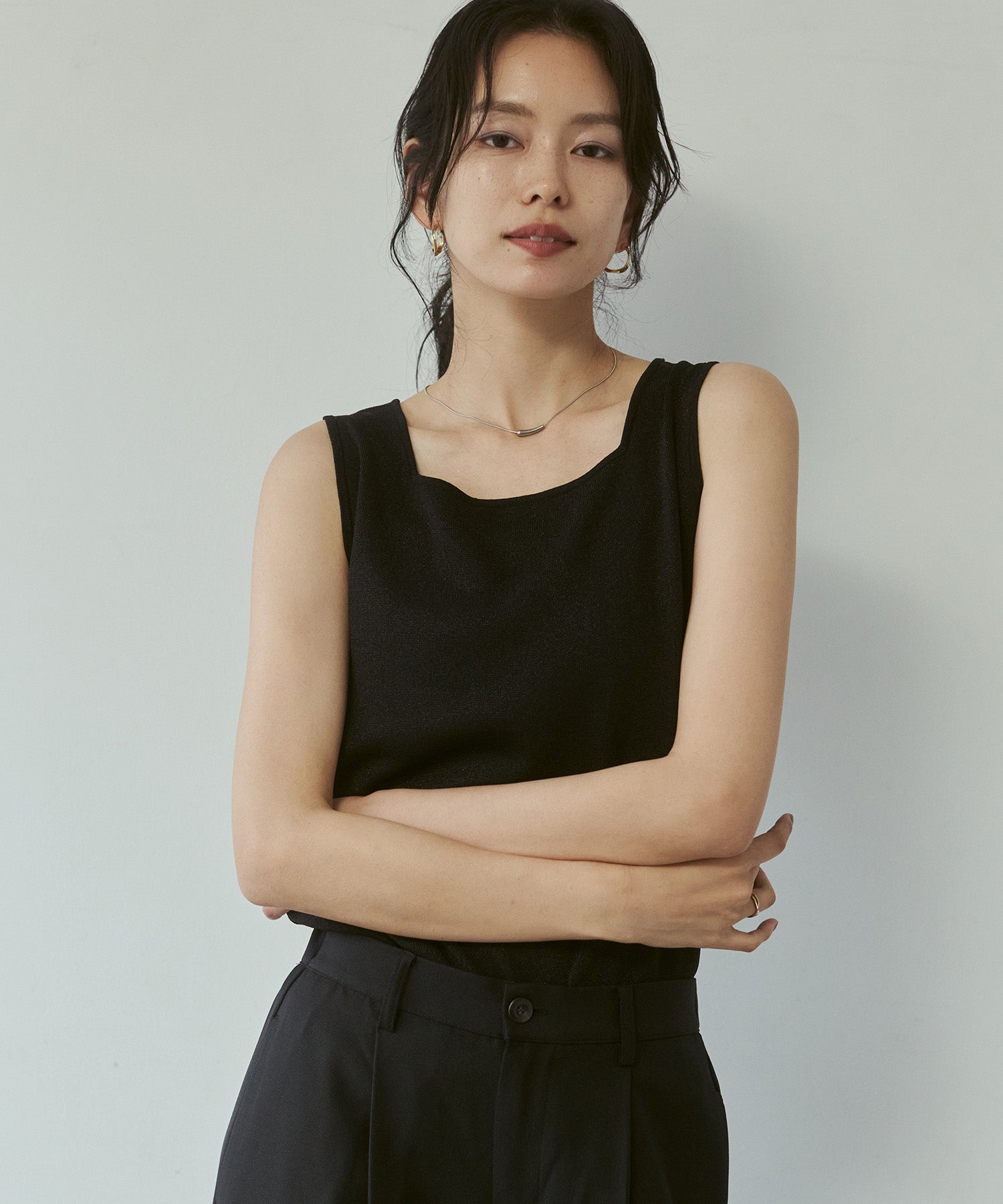 V-NECK SEQUIN-KNIT SQUARE-NECK TANK TOP