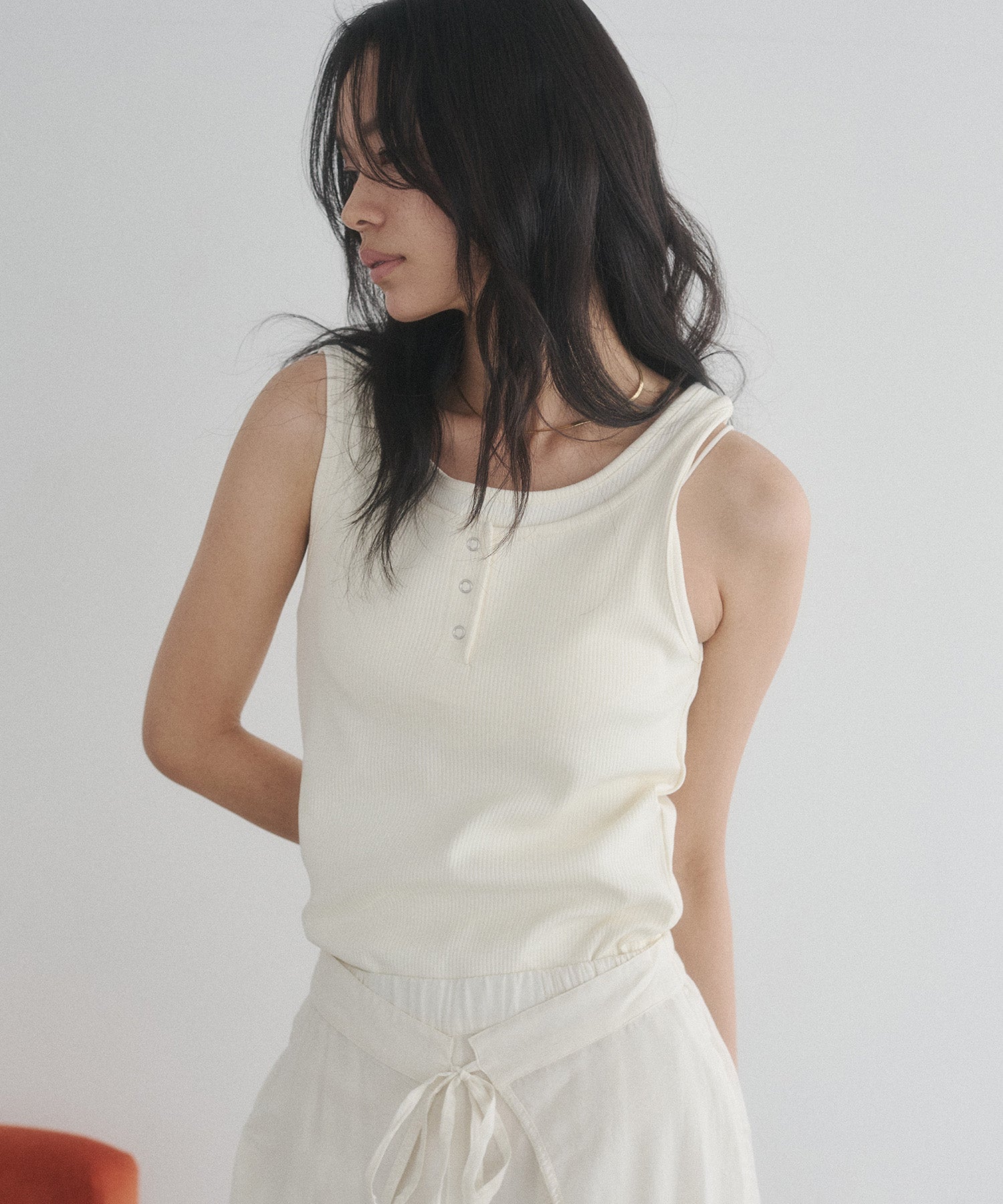 LAYERED RIBBED TANK TOP