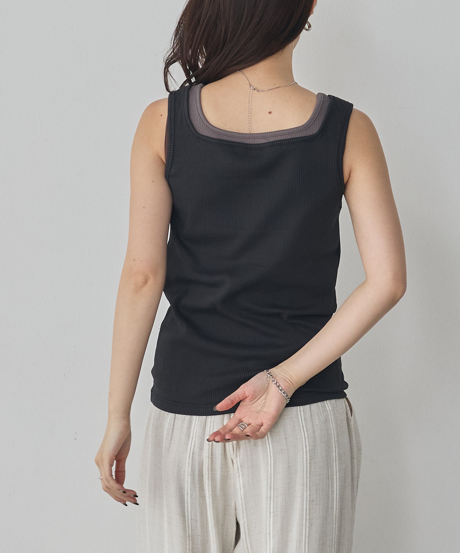 LAYERED RIBBED TANK TOP