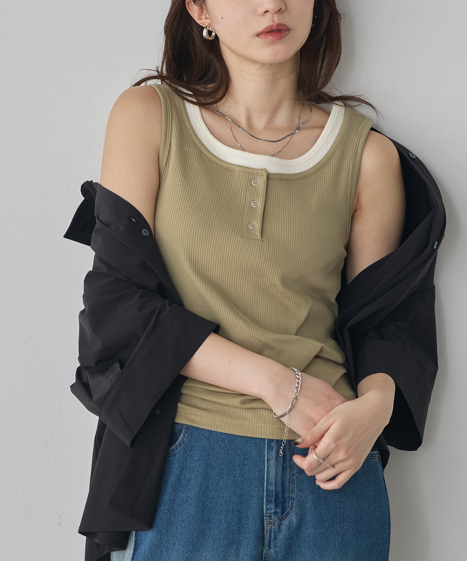 LAYERED RIBBED TANK TOP