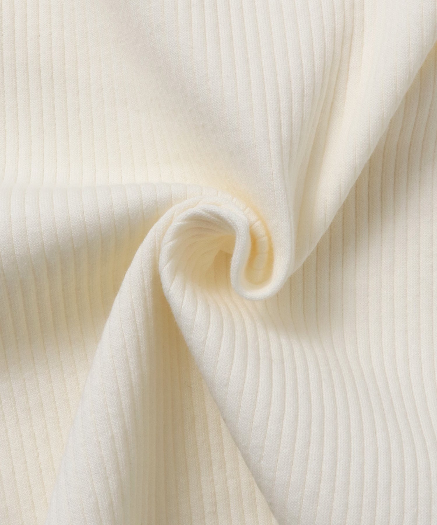 LAYERED RIBBED TANK TOP
