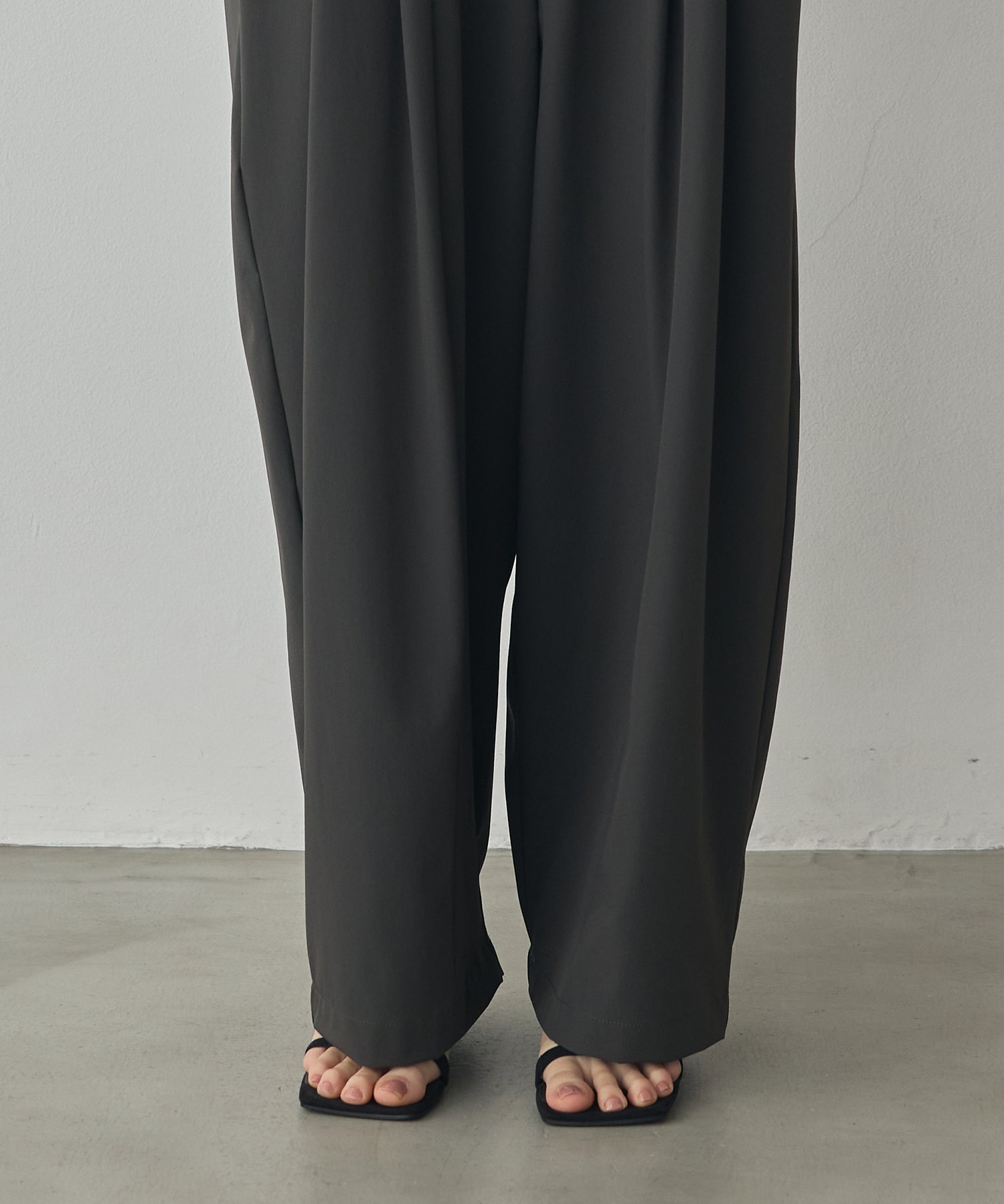 [ICE-TOUCH] THICK COCOON OVERALLS