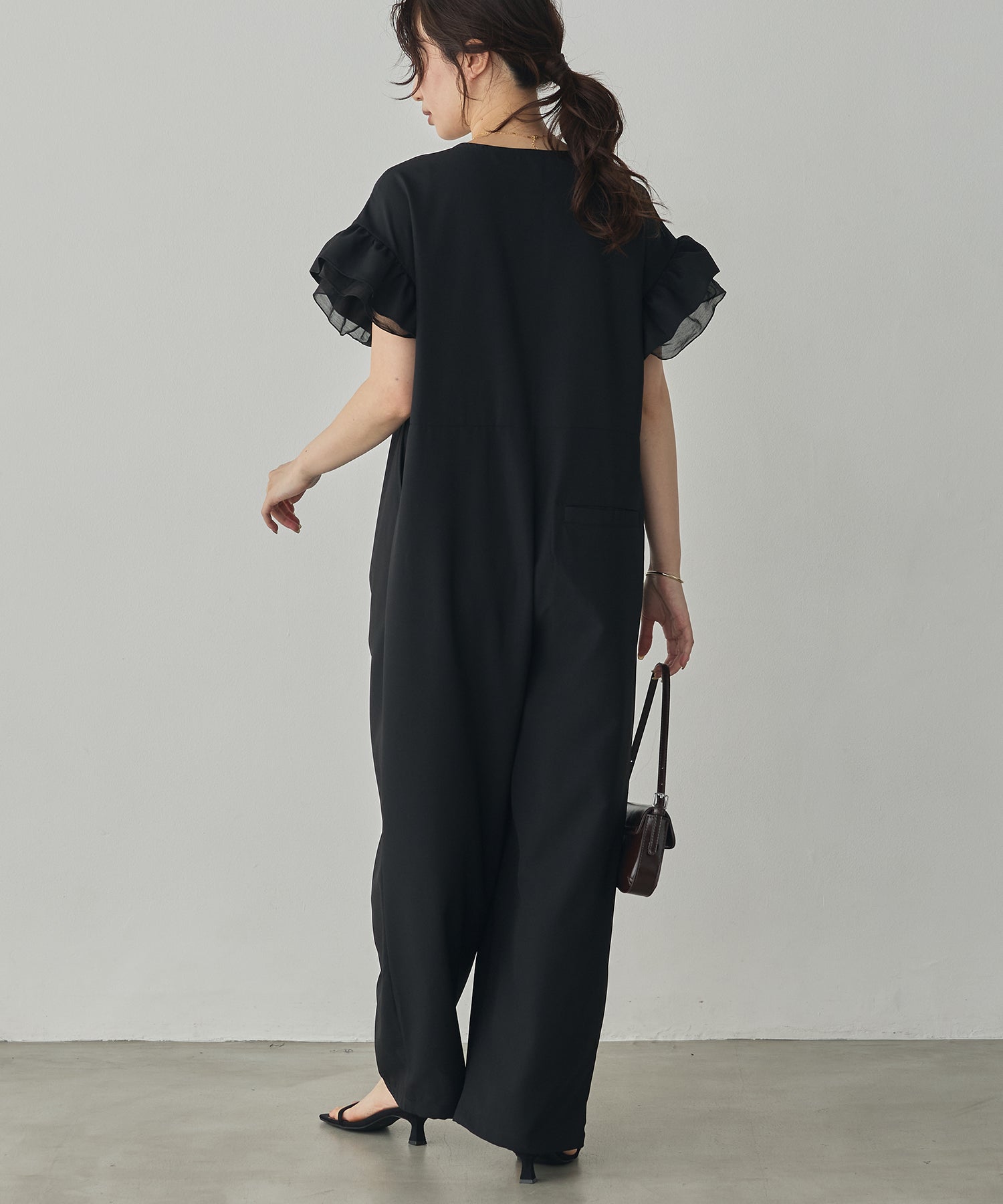 LINEN-LIKE RUFFLE-SLEEVE JUMPSUIT